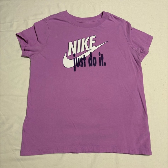 Nike Other - Nike Kids Lavender Tee with Slogan